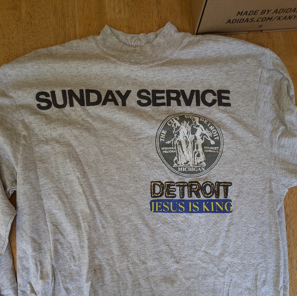 Kanye West Jesus is King, Sunday Service Detroit mock neck